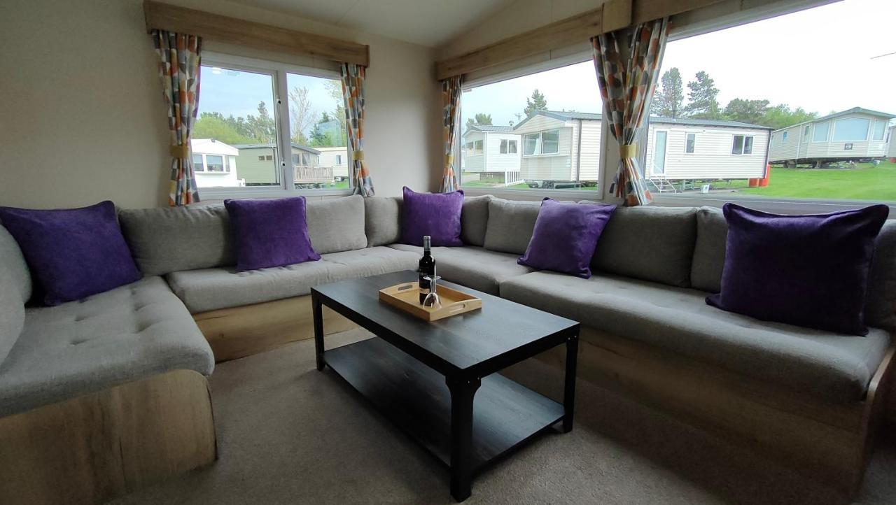 3 Bedroom Stylish Caravan - Vans With Business Sign Not Allowed Port Seton Exterior foto