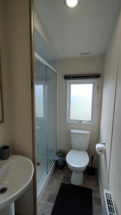 3 Bedroom Stylish Caravan - Vans With Business Sign Not Allowed Port Seton Exterior foto
