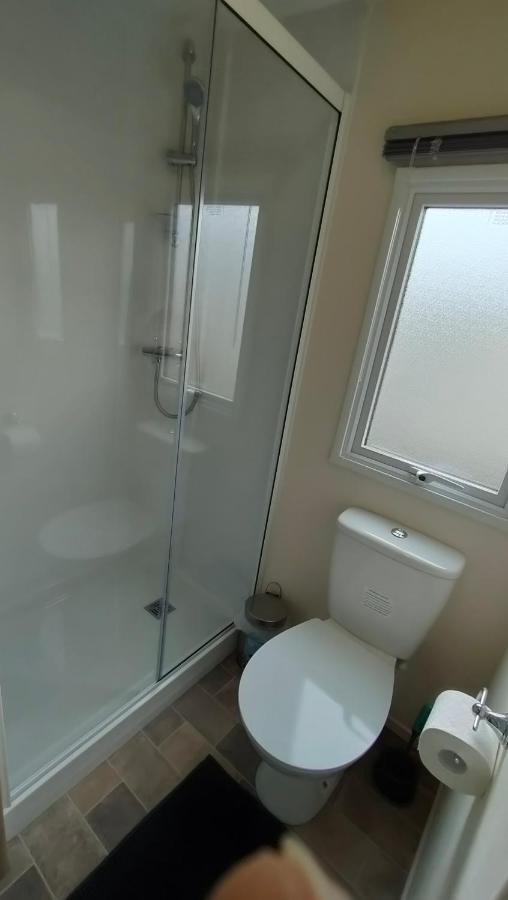 3 Bedroom Stylish Caravan - Vans With Business Sign Not Allowed Port Seton Exterior foto
